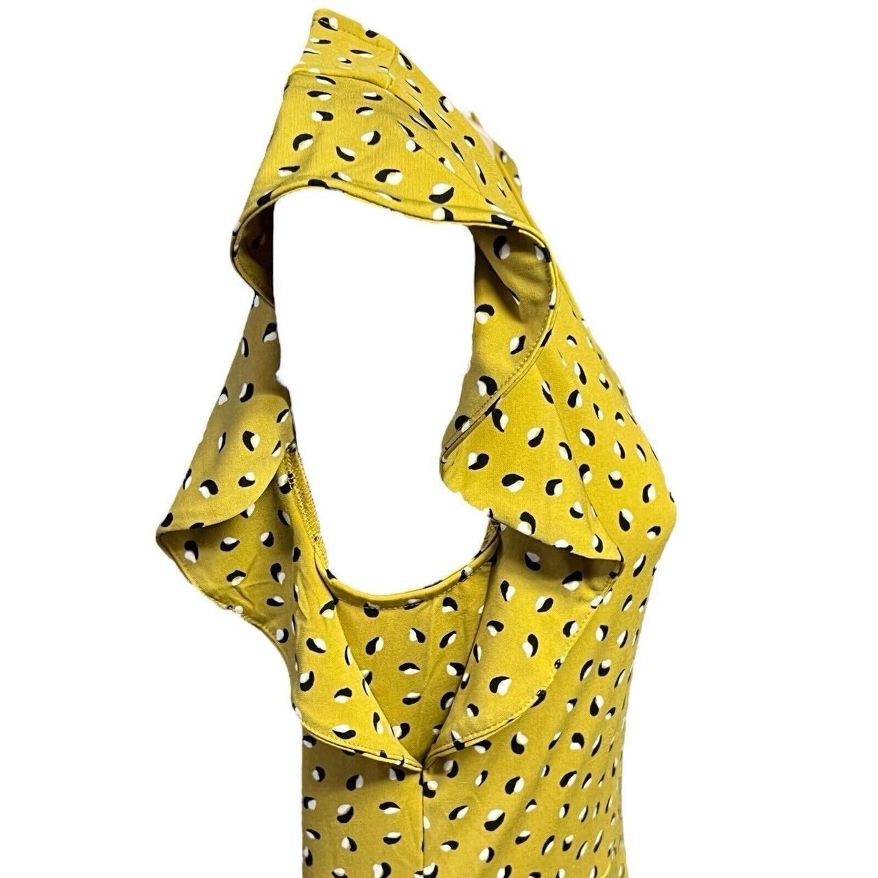 Vestido amarillo con vuelo en mangas – Toque alegre para días brillantes