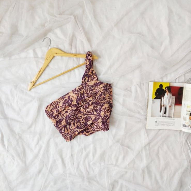 Top One Shoulder Étnico – Arte y frescura en una prenda ✨🧣