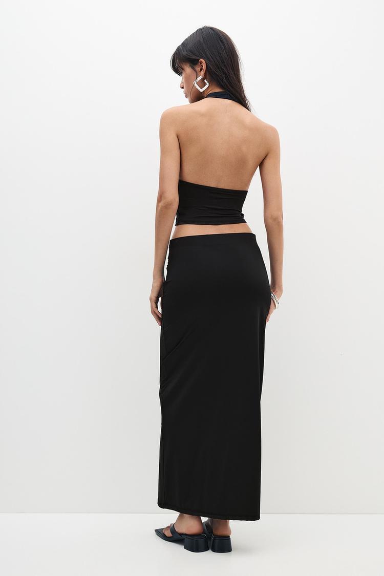 Blusa escotada