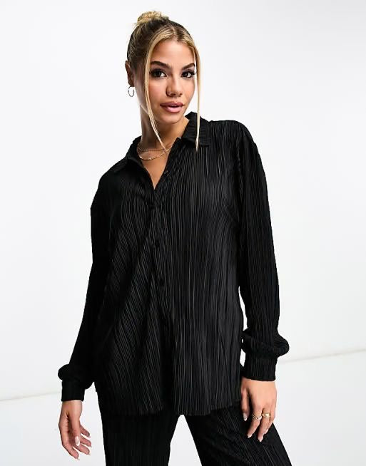 Blusa negra pliegues de botones manga larga