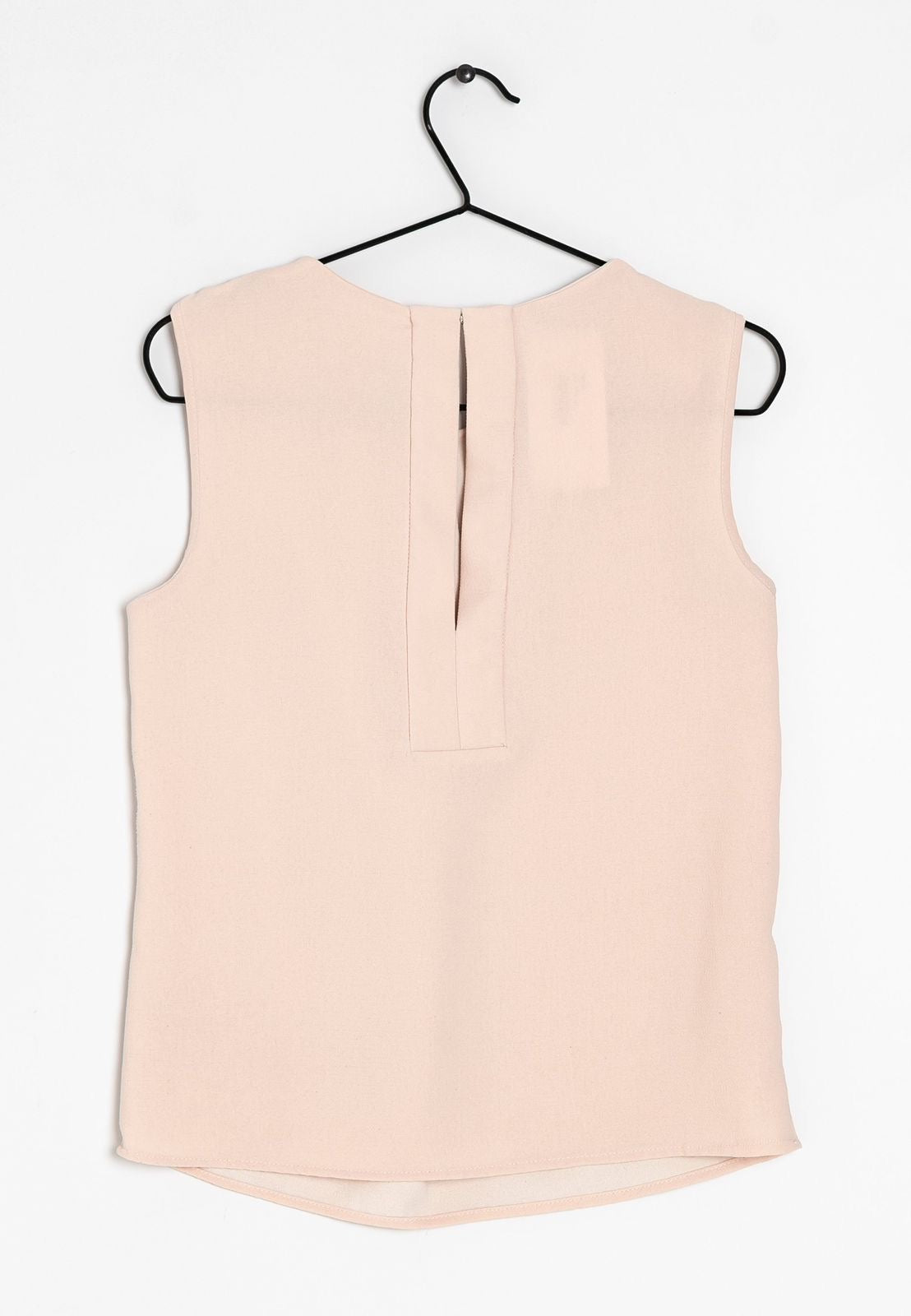 Blusa sin mangas nude Mango – elegancia sutil y versátil 🌸✨