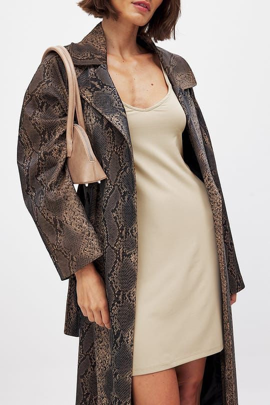 Vestido seda con escote V