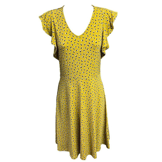 Vestido amarillo con vuelo en mangas – Toque alegre para días brillantes
