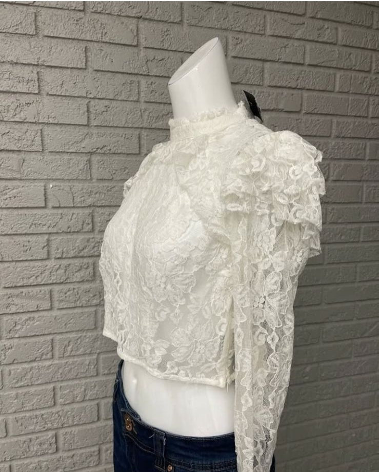 Crop Encaje Royal – Romántico y atrevido 💎🤍