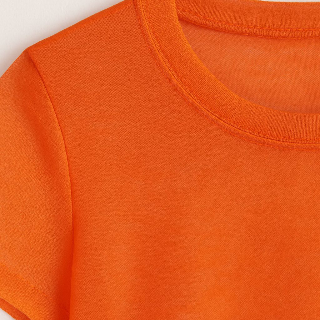 Crop Neon Fire – Vibra audaz y urbana 🔥🧡
