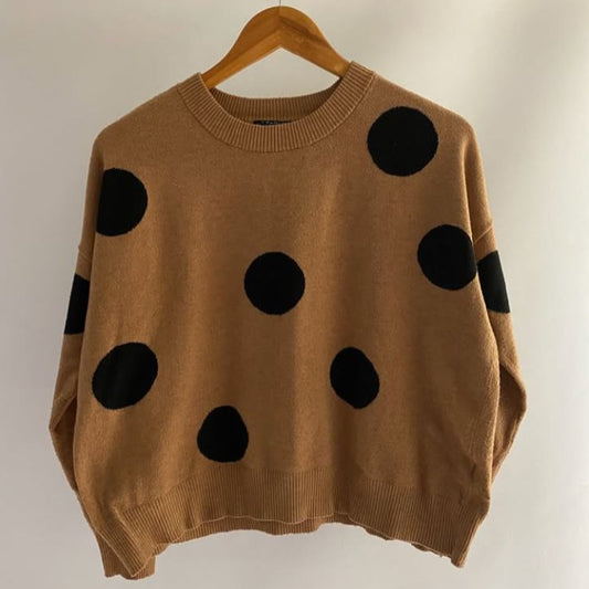 Sweater Lunar Retro – Estilo divertido con vibra vintage 🧸⚫️