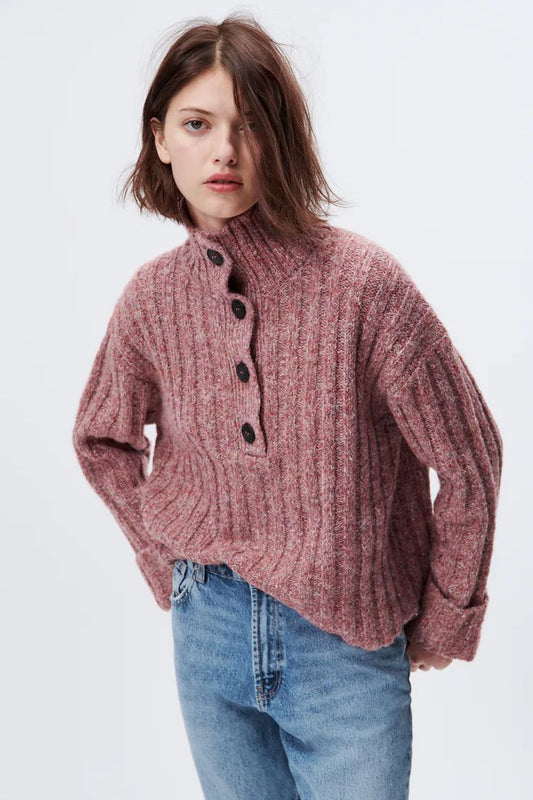 Suéter Grueso Rosado con Botones Frontales 🌸🧥