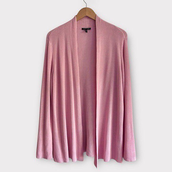 Cárdigan Rosado Suave de Corte Abierto 💗🧥