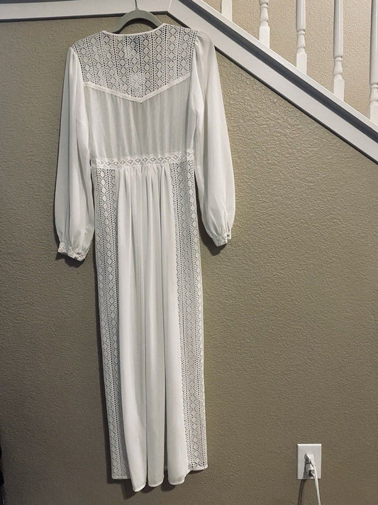 Vestido Largo Blanco con Encaje Retro y Mangas Largas 🤍✨
