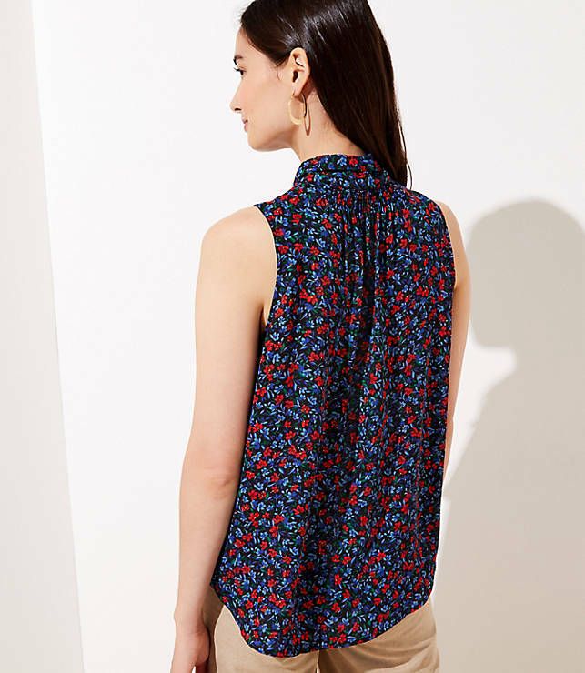 Blusa Floral Sin Mangas con Lazo – LOFT 🌸💙