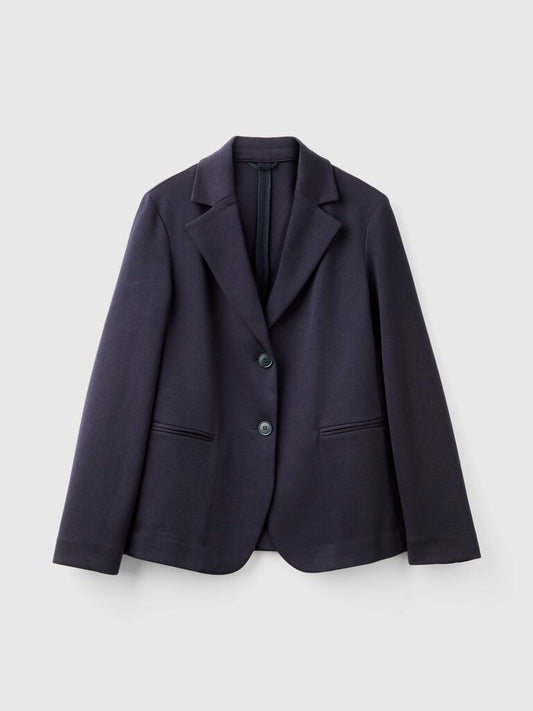 Blazer estructurado azul marino – Clásico atemporal con elegancia ejecutiva