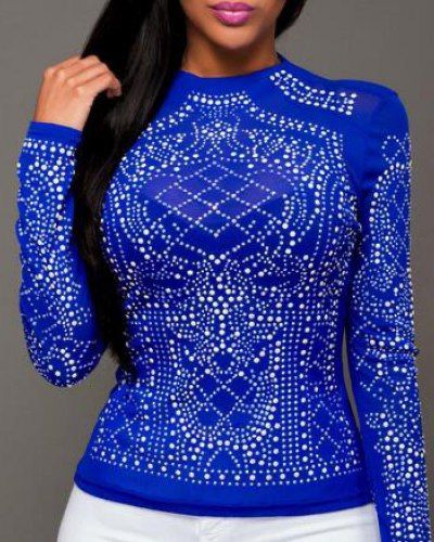 Blusa azul royal con pedrería – Brilla con elegancia absoluta
